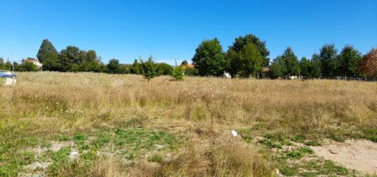 Terrain à bâtir à Nantiat, Nouvelle-Aquitaine